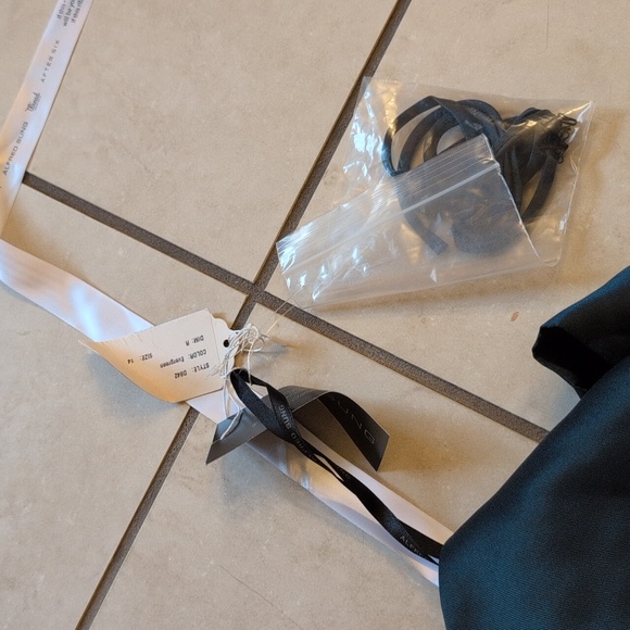 NWT Alfred Sung Strapless A-line Satin Gown Modern Bow Detail Evergreen 14 - Picture 4 of 13